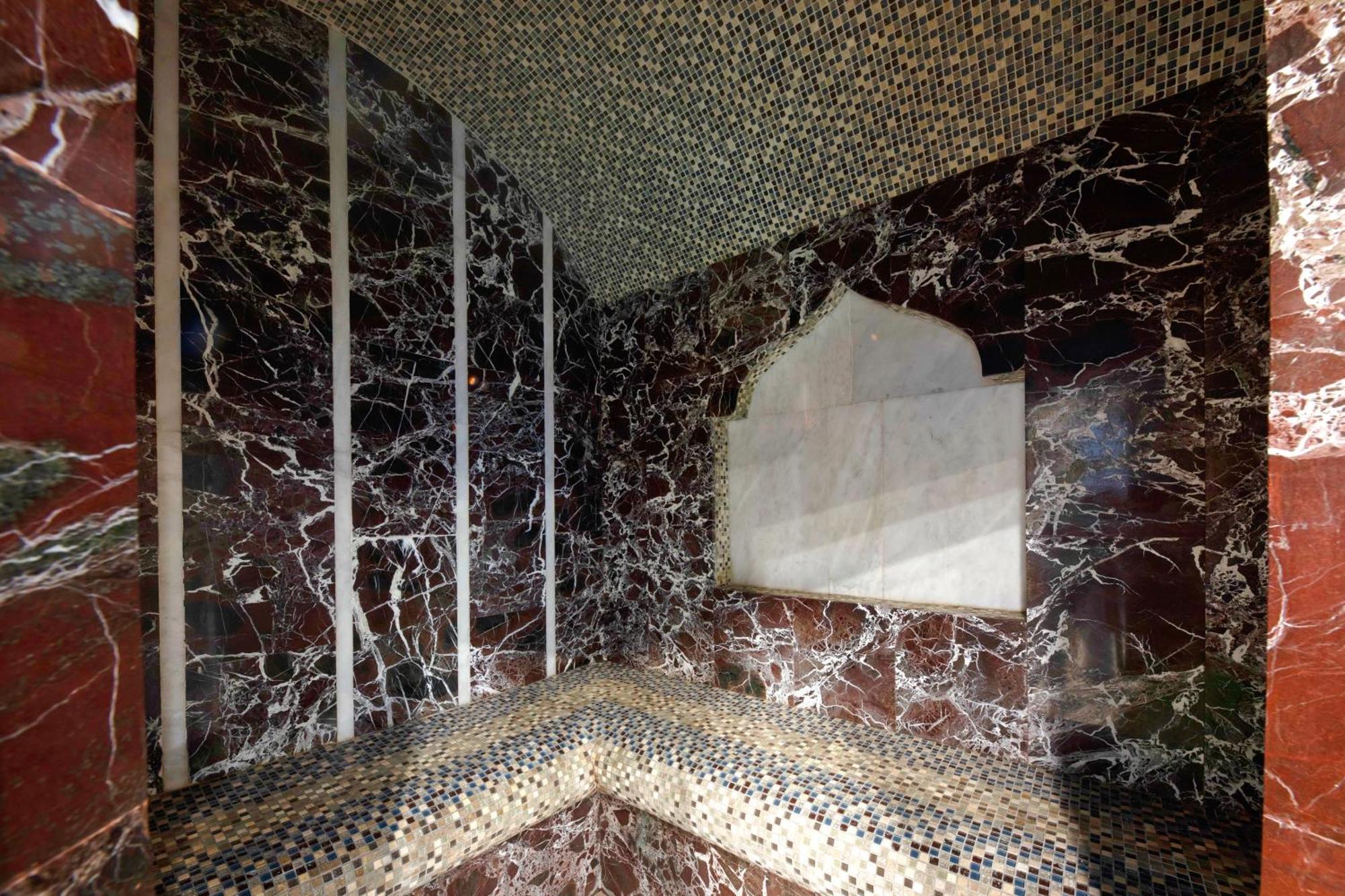 Spa Hotel Grace Forum Γιερεβάν Εξωτερικό φωτογραφία